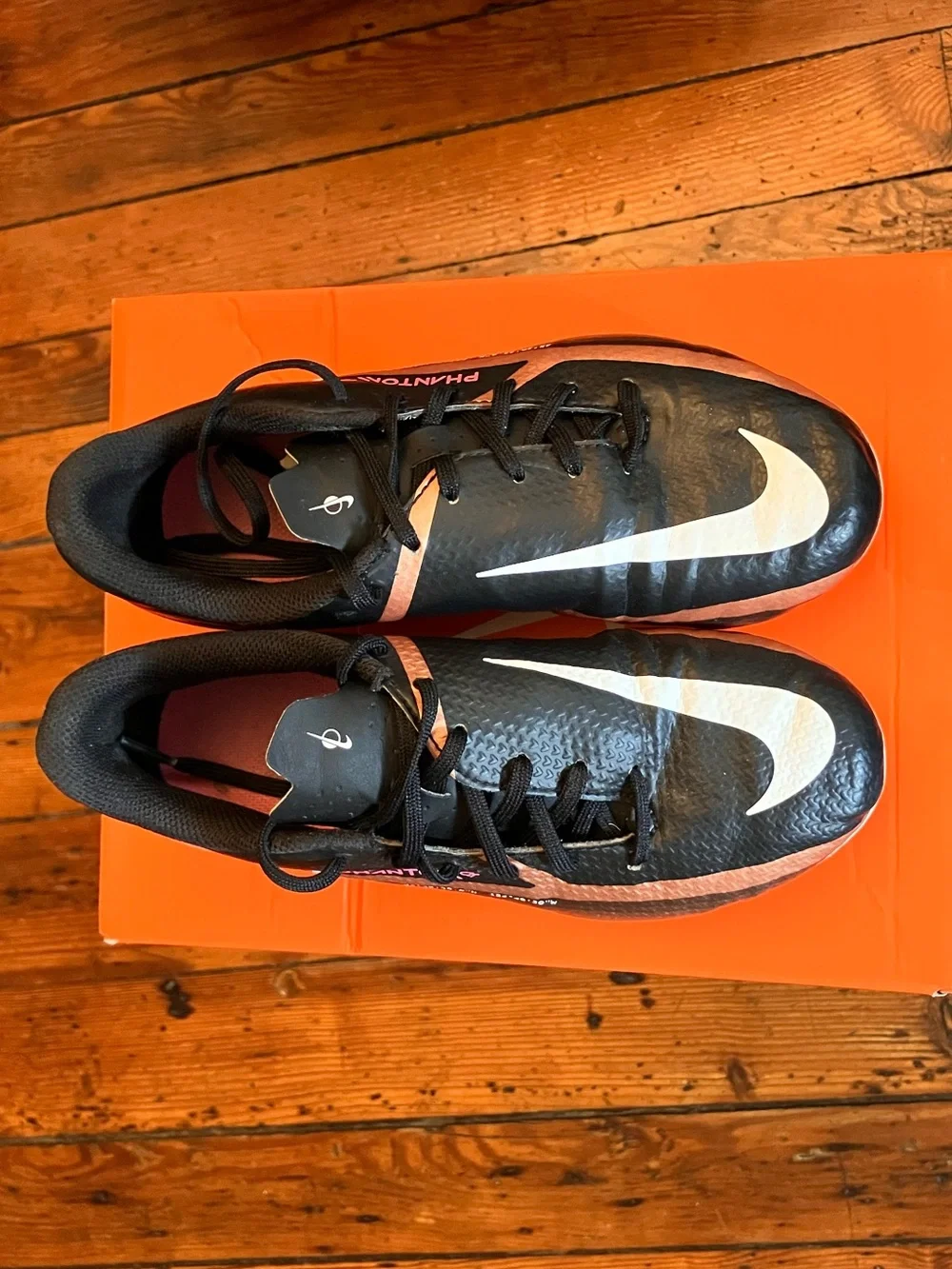 Nike dynamic youth
